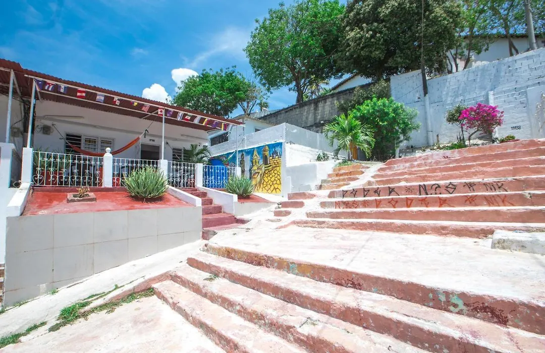 Casa Hostal Kristalu-1